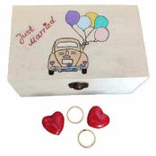 Hochzeitstruhe Geschenkverpackung klein Brautauto mit Luftballons